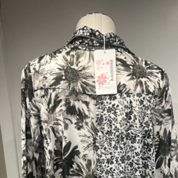 dressy blouse sheer lightweight button closure - Picture 11 of 15